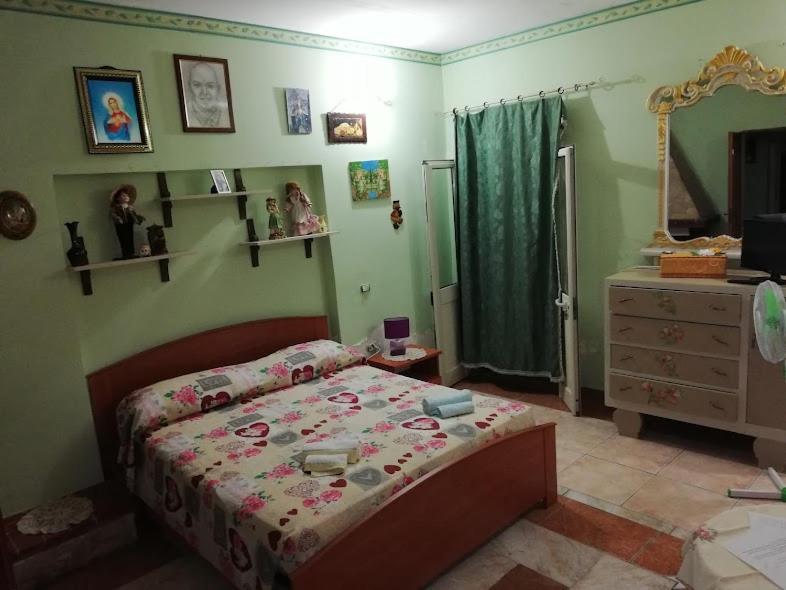 La casa in campagna di Ottavia Alezio Esterno foto